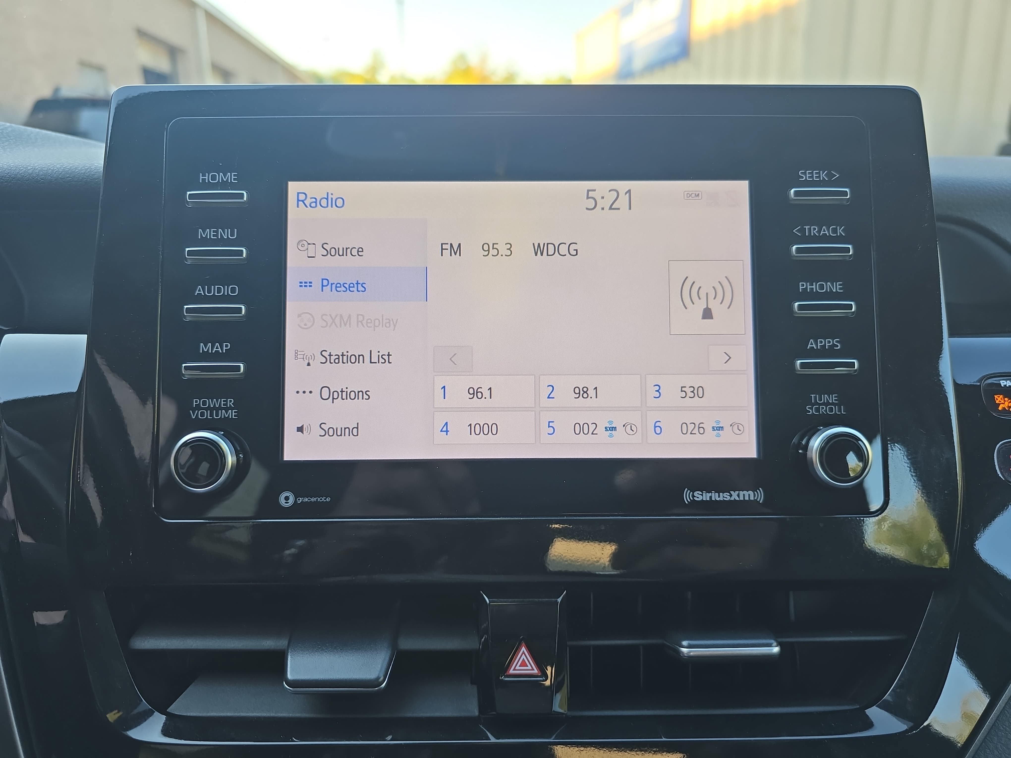 Used 2024 Toyota Camry SE w/ Convenience Package FWD image 19