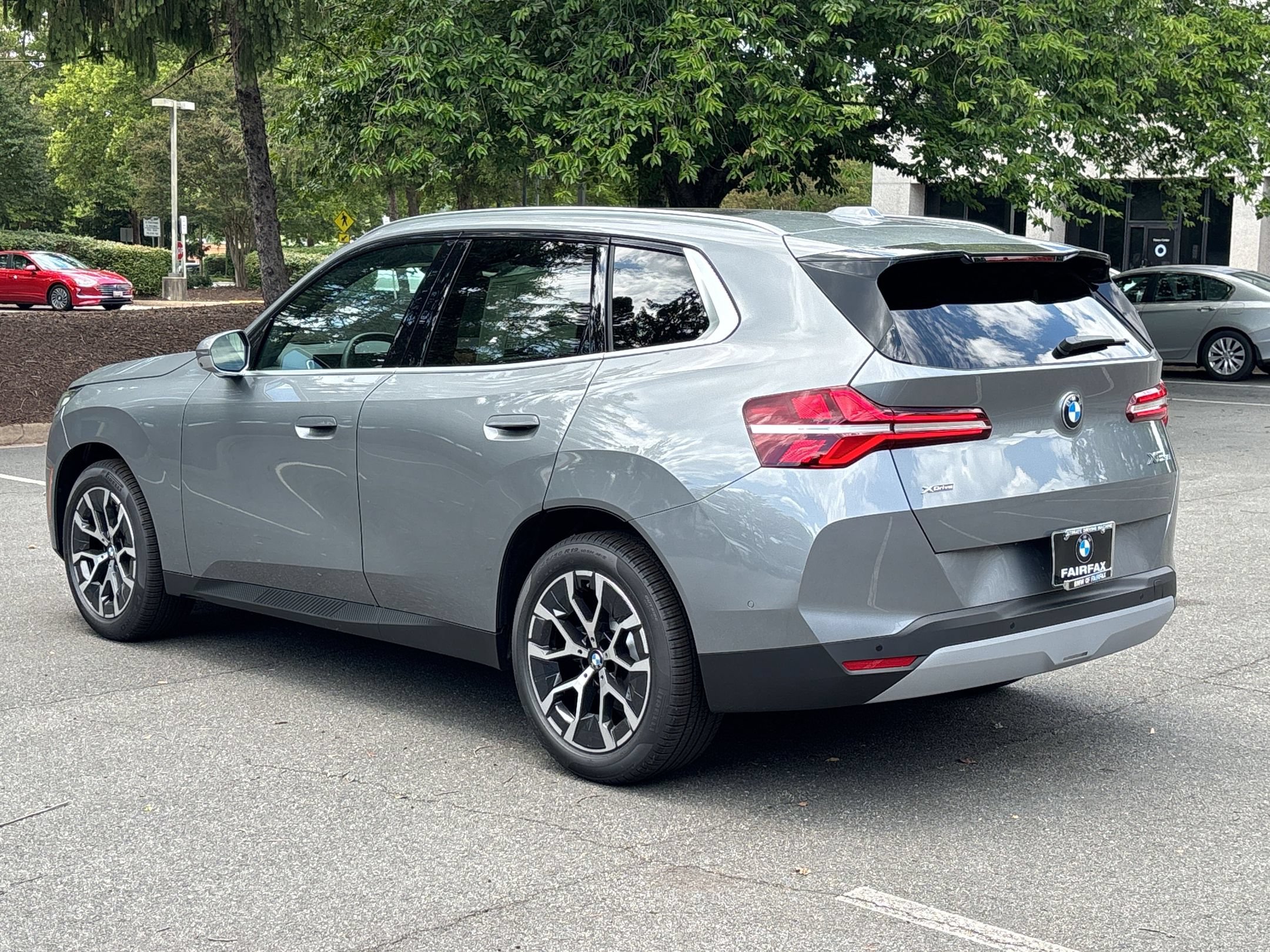 Used 2026 BMW X3 xDrive30i w/ Premium Package AWD/4WD image 3