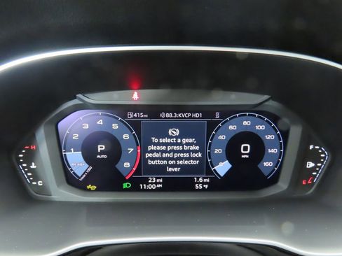 Used 2025 Audi Q3 2.0T Premium Plus w/ Premium Plus Package image 32