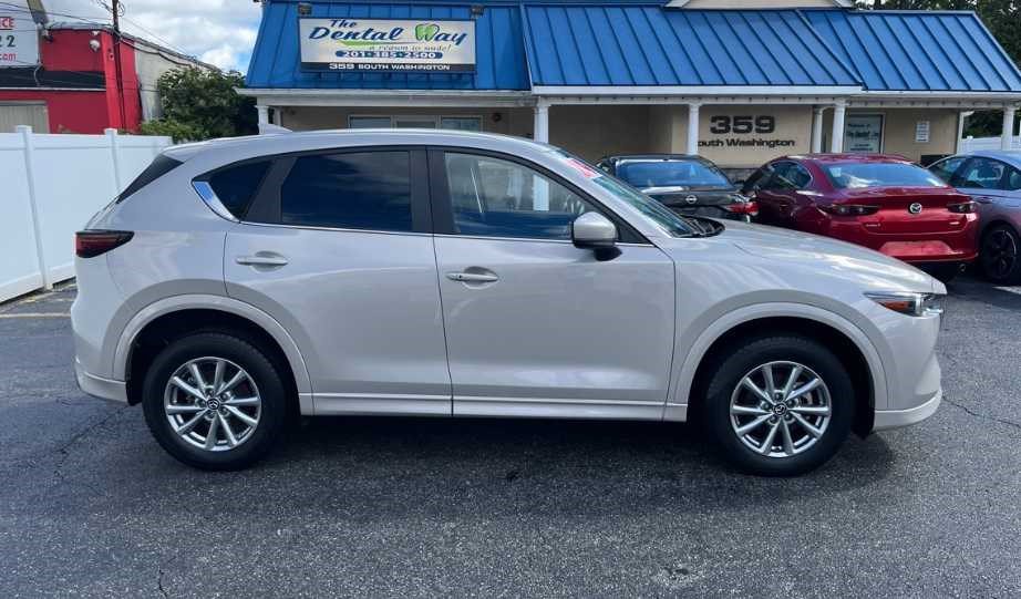 Used 2024 MAZDA CX-5 AWD 2.5 S w/ Select Package image 4