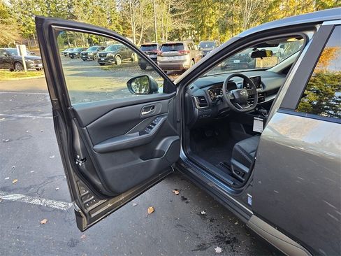 New 2026 Nissan Rogue SV image 16