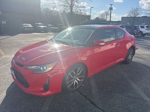 Used 2014 Scion tC image 4