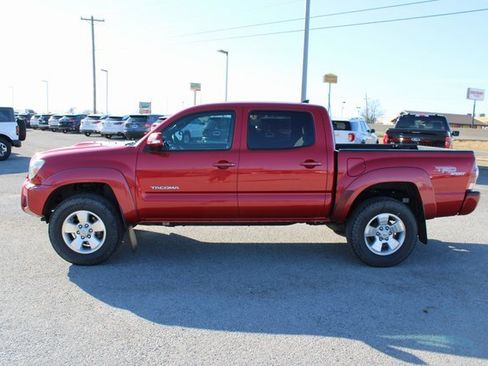 Used 2012 Toyota Tacoma PreRunner image 9