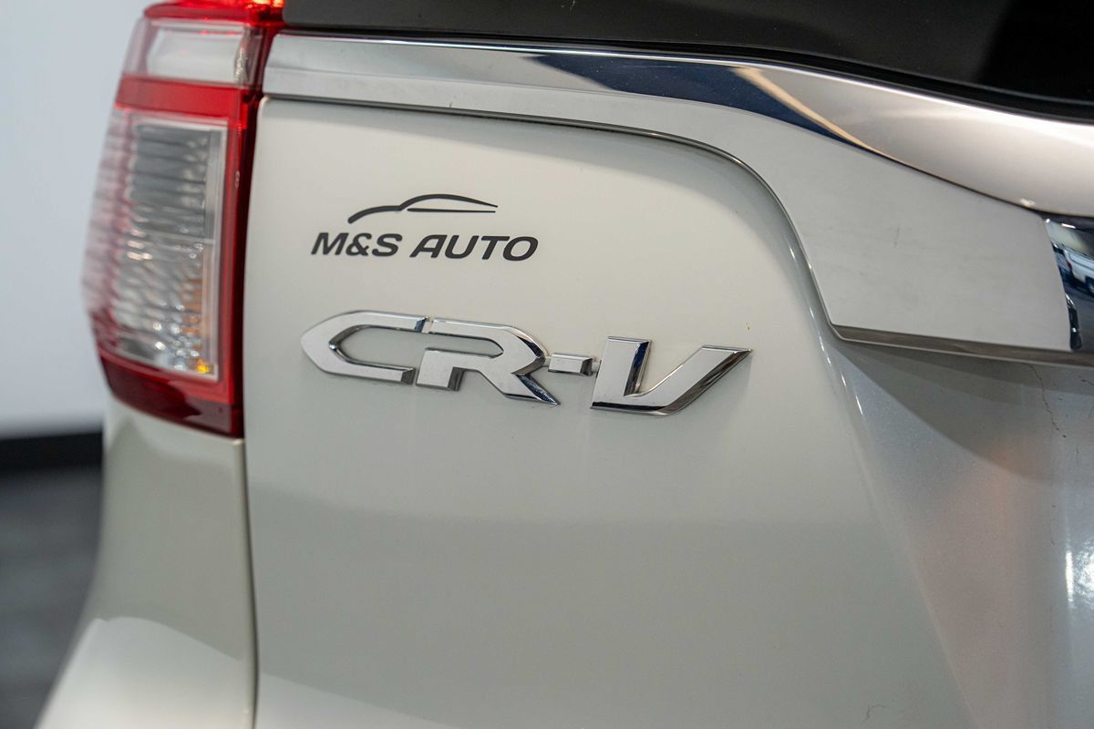 Used 2016 Honda CR-V LX image 4