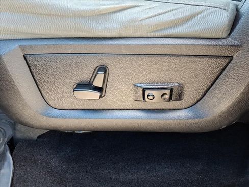 Used 2016 RAM 1500 Big Horn image 16