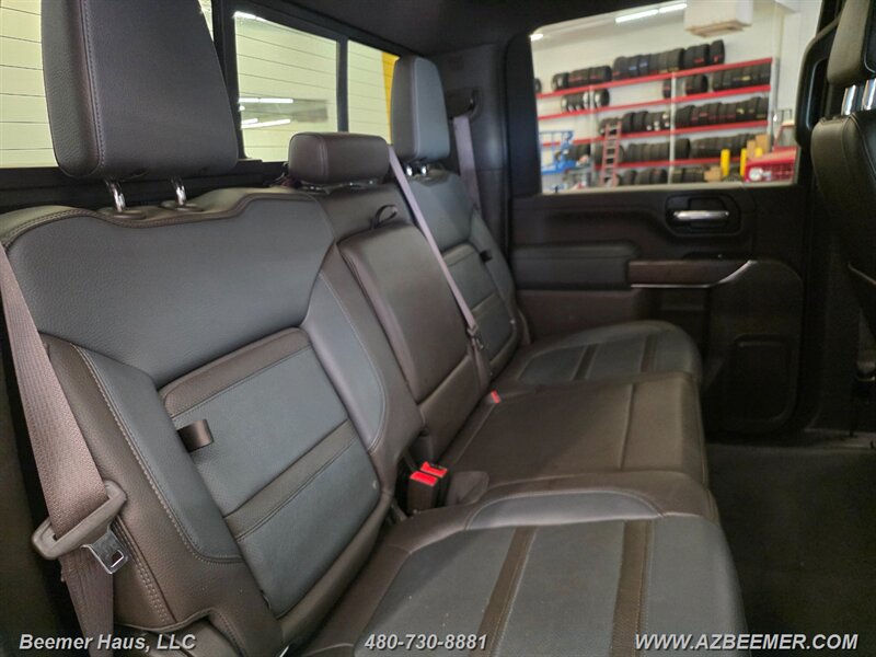 Used 2022 GMC Sierra 2500 Denali w/ Denali Ultimate Package AWD/4WD image 29