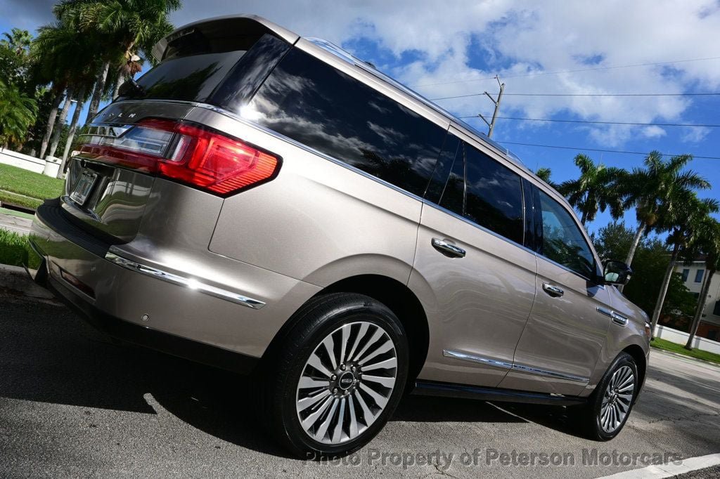 Used 2019 Lincoln Navigator Reserve w/ Cargo Package AWD/4WD image 3