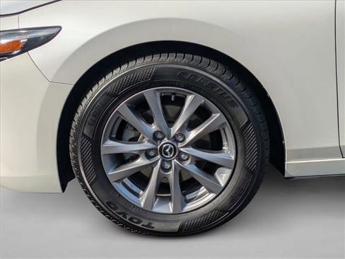 Used 2022 MAZDA MAZDA3 s image 23