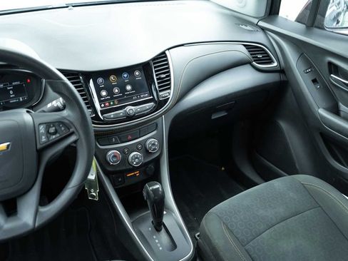 Used 2021 Chevrolet Trax LS w/ Tint and Cruise Package FWD image 18