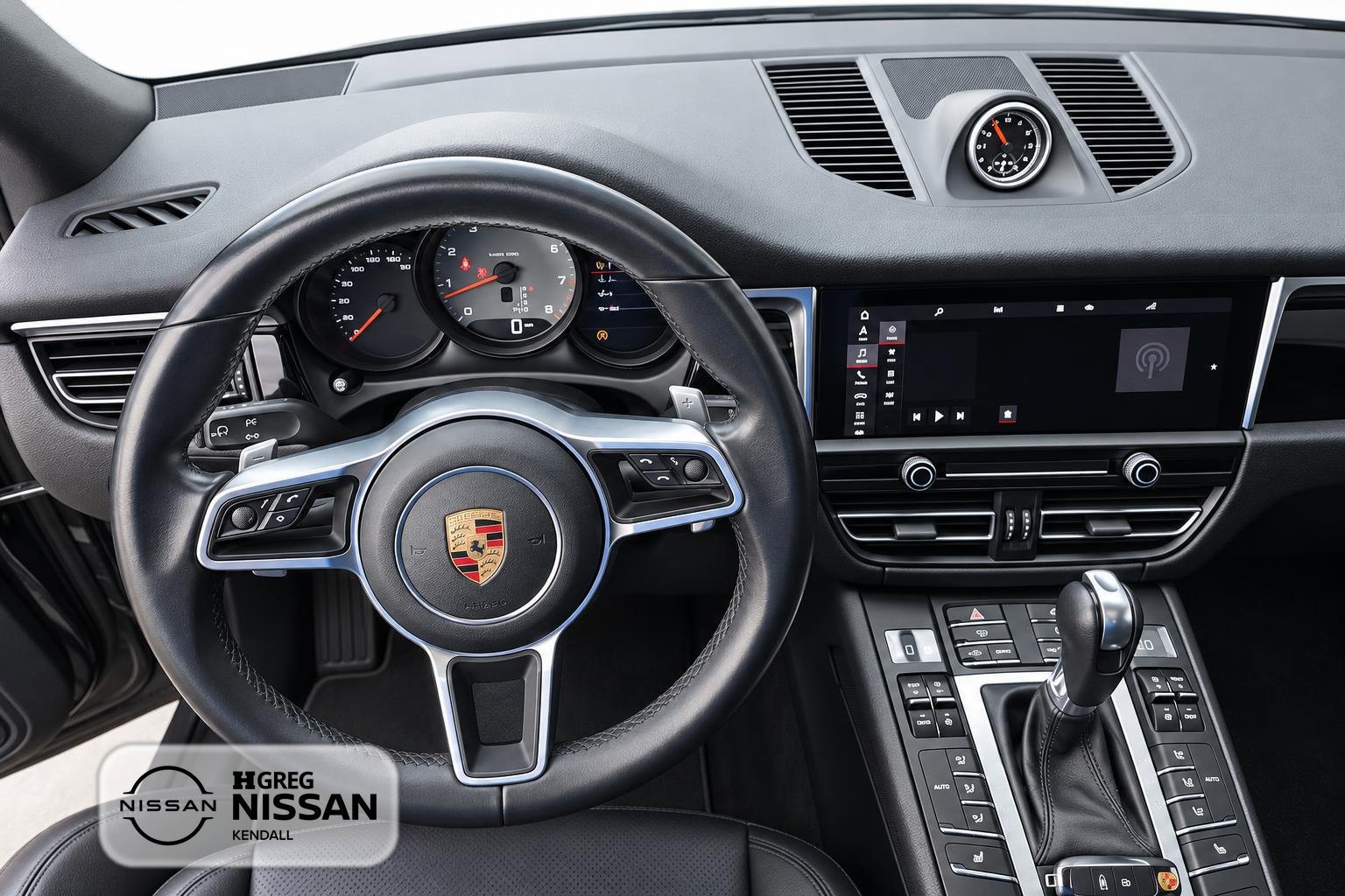 Used 2021 Porsche Macan S AWD/4WD image 11
