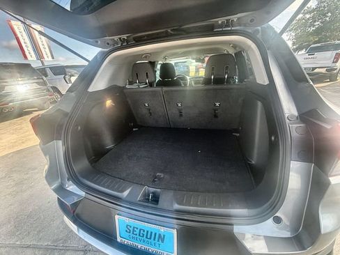 Used 2023 Chevrolet TrailBlazer LT FWD image 24