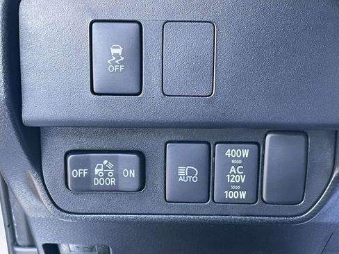 Used 2023 Toyota Tacoma TRD Sport w/ Technology Package image 23