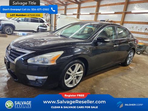 Used 2013 Nissan Altima 3.5 SV w/ Navigation Pkg image 1