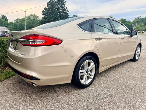Used 2018 Ford Fusion S FWD image 4