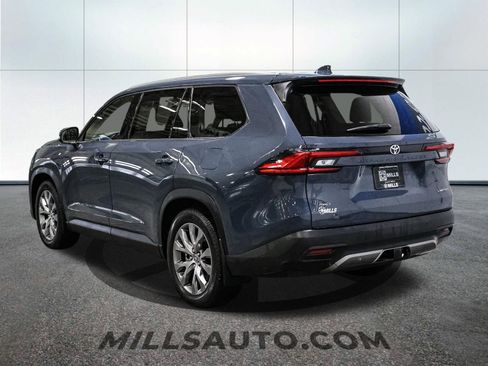 Used 2024 Toyota Grand Highlander Limited image 5