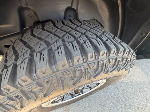 Used 2023 Ford Bronco Badlands w/ Sasquatch Package AWD/4WD image 7