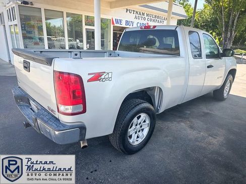 Used 2010 GMC Sierra 1500 SLE w/ Power Pack Plus AWD/4WD image 4