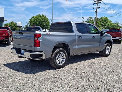 Used 2023 Chevrolet Silverado 1500 LT AWD/4WD image 9