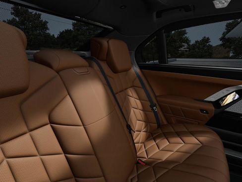 New 2026 BMW 760i xDrive AWD/4WD image 10