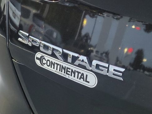 Used 2021 Kia Sportage EX image 7