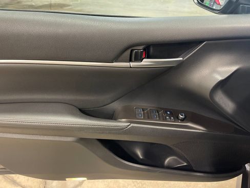 Used 2024 Toyota Camry XLE FWD image 12
