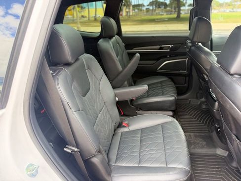 Used 2024 Kia Telluride SX Prestige X-Line AWD/4WD image 17