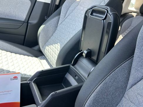 New 2026 Volkswagen Tiguan S FWD image 38