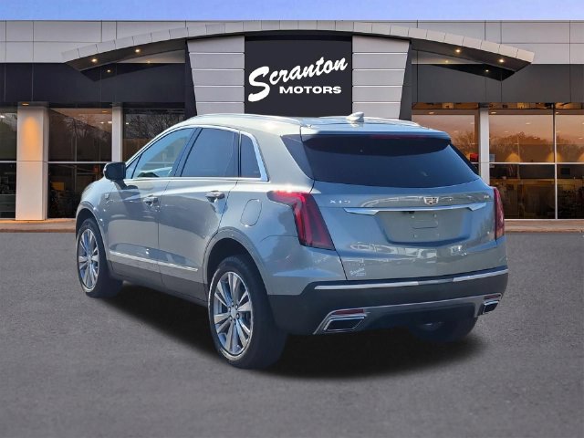 Used 2024 Cadillac XT5 Premium Luxury AWD/4WD image 3