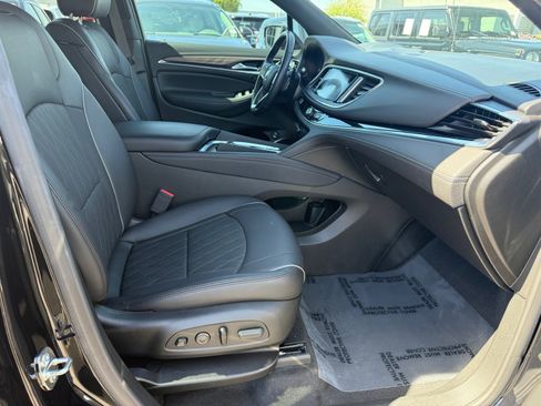 Used 2024 Buick Enclave Avenir w/ Avenir Technology Package FWD image 30