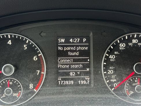 Used 2014 Volkswagen Passat 2.5 SE FWD image 21