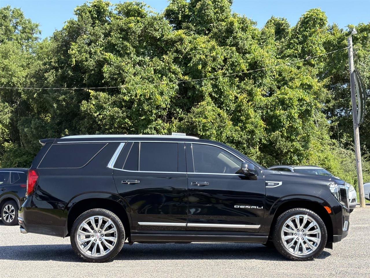 Used 2022 GMC Yukon Denali AWD/4WD image 7