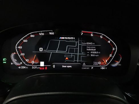 Used 2022 BMW M550i xDrive AWD/4WD image 33
