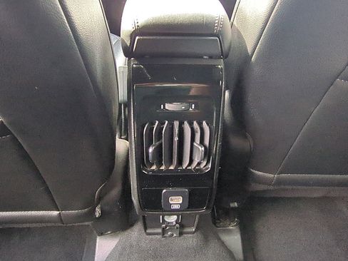 Used 2023 Jeep Compass Limited image 29