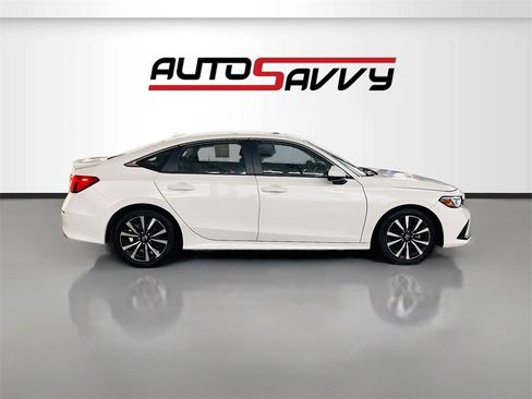 Used 2024 Honda Civic EX image 8