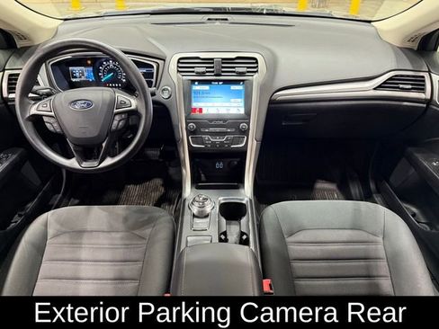 Used 2019 Ford Fusion SE image 8