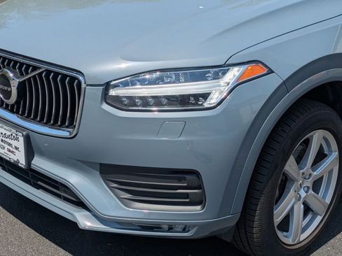 Used 2021 Volvo XC90 T6 Momentum w/ Climate Package AWD/4WD image 9
