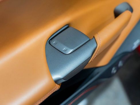 Used 2018 Ferrari 488 Spider RWD image 48