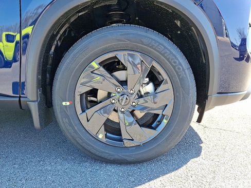 New 2026 Nissan Rogue SV w/ Cold Weather Package image 4