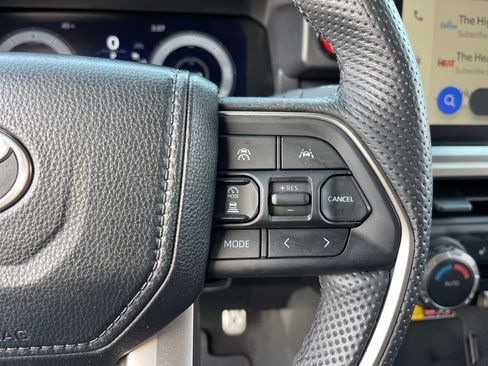 Used 2024 Toyota Tacoma TRD Sport w/ TRD Sport Upgrade Package image 18