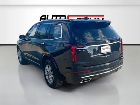 Used 2025 Cadillac XT6 Luxury w/ LPO, Floor Liner Package image 5