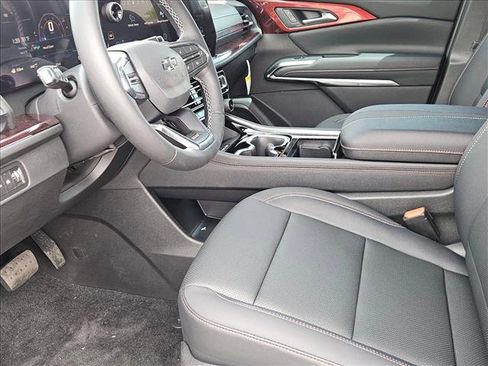 New 2026 Chevrolet Traverse Z71 w/ Driver Confidence Package AWD/4WD image 14