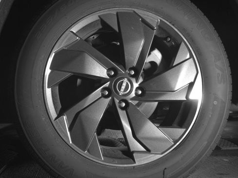 Used 2025 Nissan Rogue SV image 14