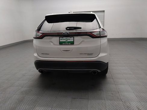 Used 2017 Ford Edge Titanium w/ Technology Package image 7