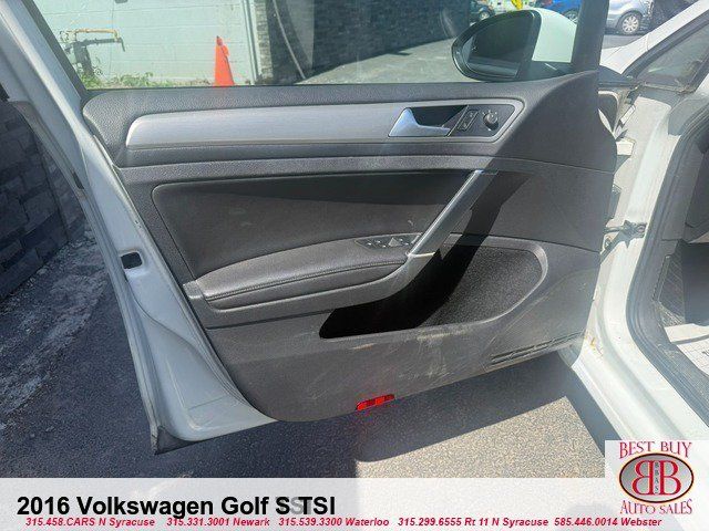 Used 2016 Volkswagen Golf Limited Edition FWD image 7