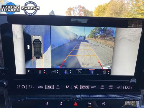 Used 2024 GMC Hummer EV 3X image 38