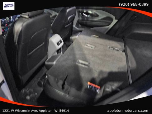Used 2022 GMC Terrain SLT w/ Infotainment Package II image 35