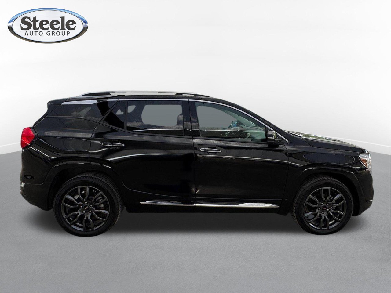 Certified 2024 GMC Terrain Denali w/ Black Diamond Edition AWD/4WD image 6