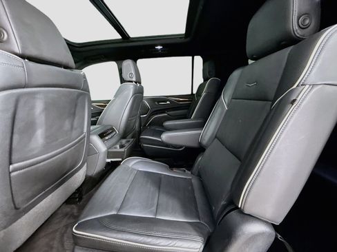 Used 2023 Cadillac Escalade ESV Premium Luxury RWD image 27