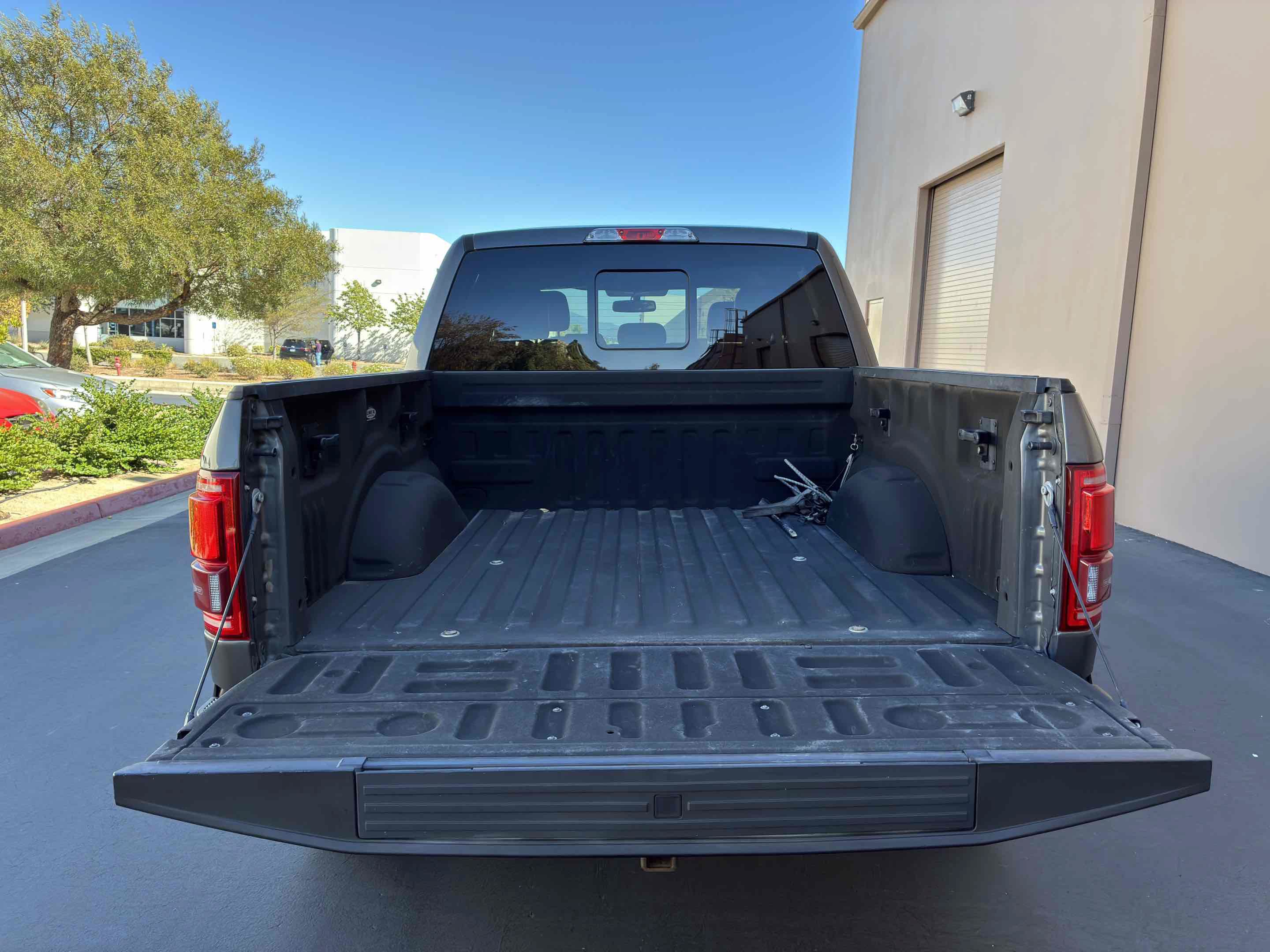 Used 2016 Ford F150 Lariat w/ Equipment Group 501A Mid AWD/4WD image 53
