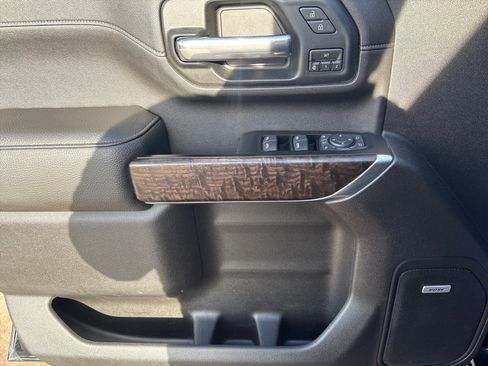 Used 2020 GMC Sierra 2500 Denali w/ Denali Ultimate Package image 16